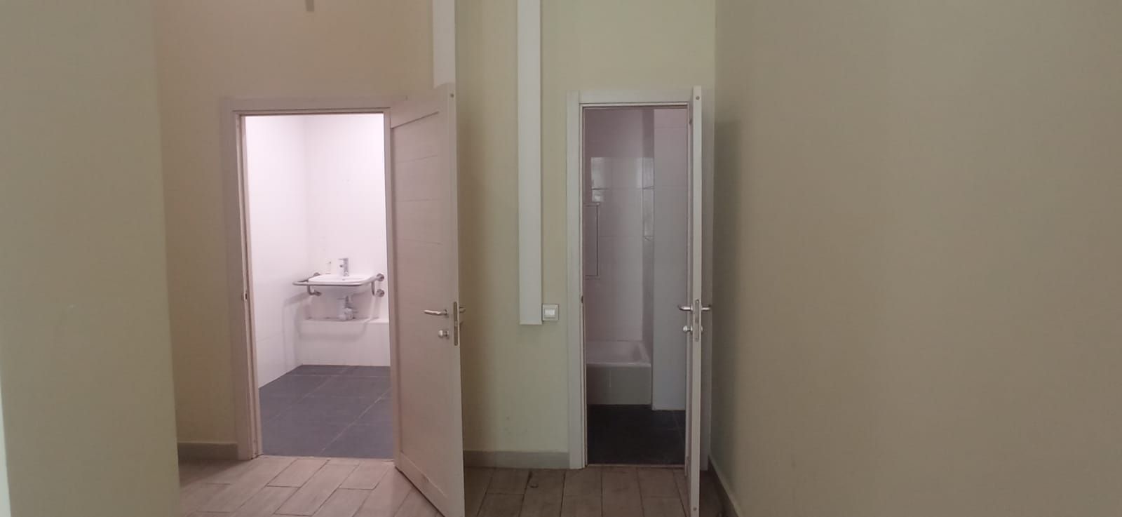 Нежилое помещение.Каждое помещение_комната, входящее в состав реализуемого объекта .Российская Федерация, город Москва, внутригородская территория муниципальный округ Солнцево, улица Щорса, дом 15 - Этаж 1, пом. 2Н.jpg