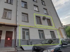 Нежилое помещение.Фасад здания с выделенными окнами реализуемого объекта.Российская Федерация, город Москва, внутригородская территория муниципальный округ Алексеевский, Рижский проезд, дом 3 - Антресоль _ 1, Подвал _ 0, Этаж _ 1 Антресоль _ 1, Подвал _ 0, Этаж _ 1_3.jpg