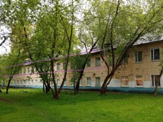 Нежилое помещение.Фасад здания с выделенными окнами реализуемого объекта.город Москва, улица Зои и Александра Космодемьянских, дом 34, строение 6 - Этаж _2 Этаж _2.jpg