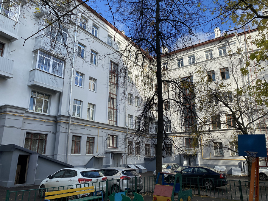 ГП16916359.Нежилое помещение.Общий фасад здания.JPG