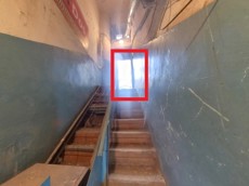 ГП16916597.Нежилое помещение.Фасад здания с выделенными окнами реализуемого объекта.jpg