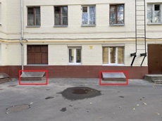 ГП16839123.Нежилое помещение.Фасад здания с выделенными окнами реализуемого объекта_3.jpg