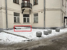 ГП16917751.Нежилое помещение.Фасад здания с выделенными окнами реализуемого объекта_2.jpg
