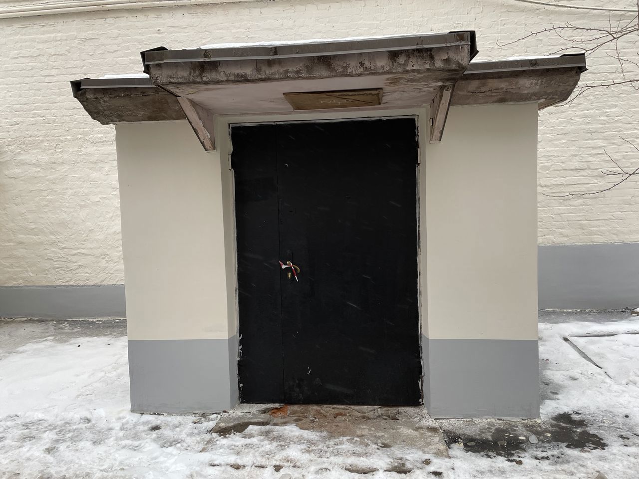 ГП16917751.Нежилое помещение.Входная группа объекта_2.jpg