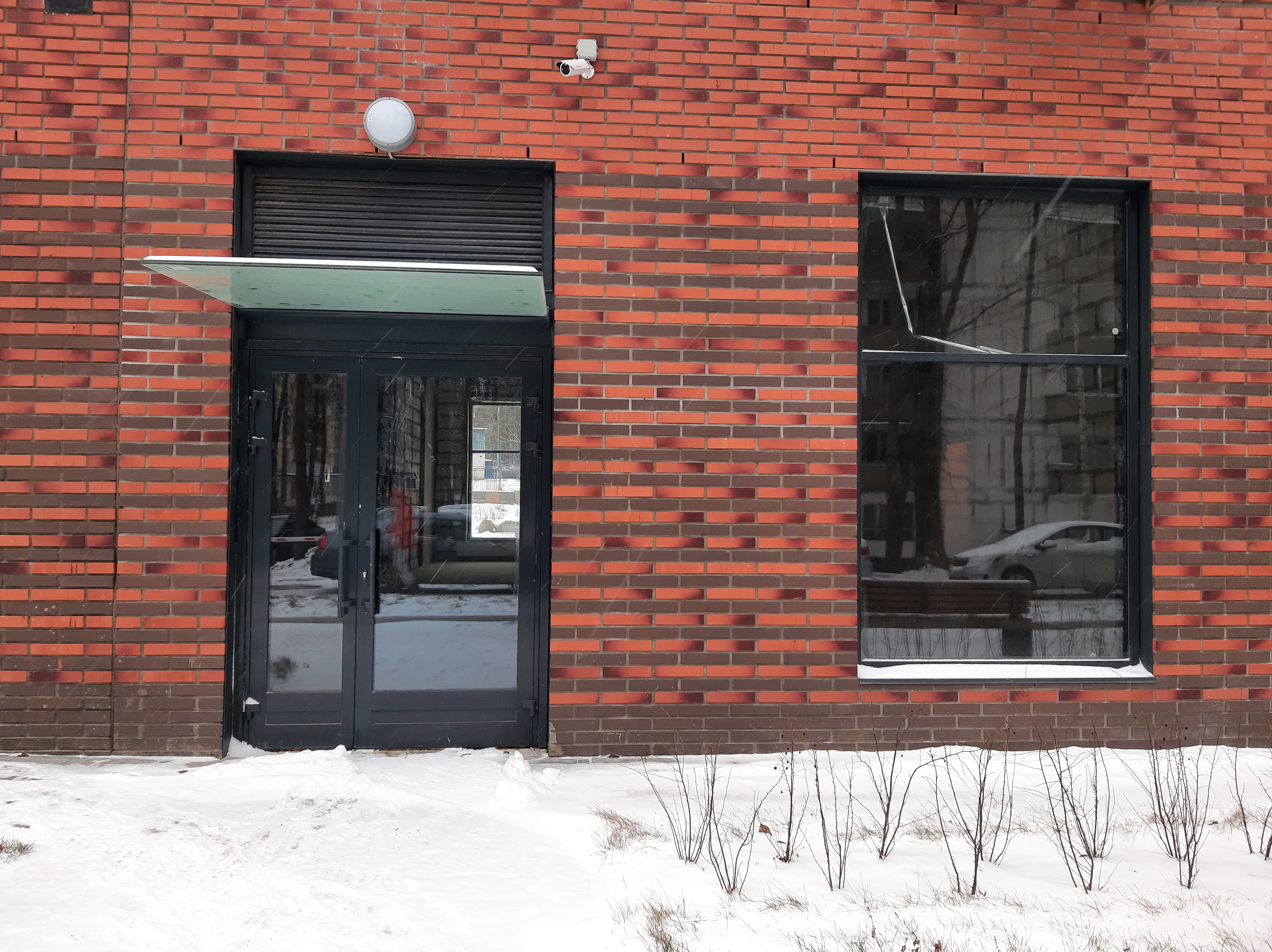 ГП16921988.Нежилое помещение.Входная группа объекта.jpg