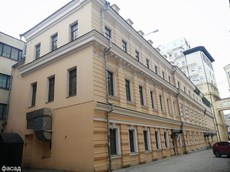 ГП16902948.Нежилое помещение.Фасад здания с выделенными окнами реализуемого объекта.jpg
