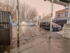 ГП16916739.Нежилое помещение.Фасад здания с выделенными окнами реализуемого объекта.jpg