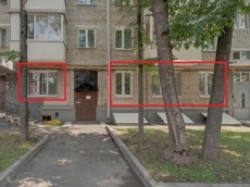 Нежилое помещение.Фасад здания с выделенными окнами реализуемого объекта.г. Москва, ул. Грузинская М., Дом 3-9 - Этаж _ 1, Подвал _ 0 Этаж _ 1, Подвал _ 0.jpg