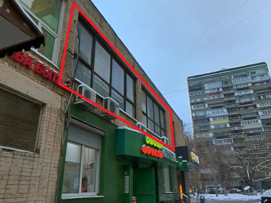 ГП16917192.Нежилое помещение.Фасад здания с выделенными окнами реализуемого объекта_2.jpg