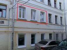 ГП16924426.Квартира.Фасад здания с выделенными окнами реализуемого объекта.jpg