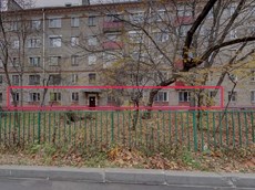 ГП16882041.Нежилое помещение.Фасад здания с выделенными окнами реализуемого объекта.jpg