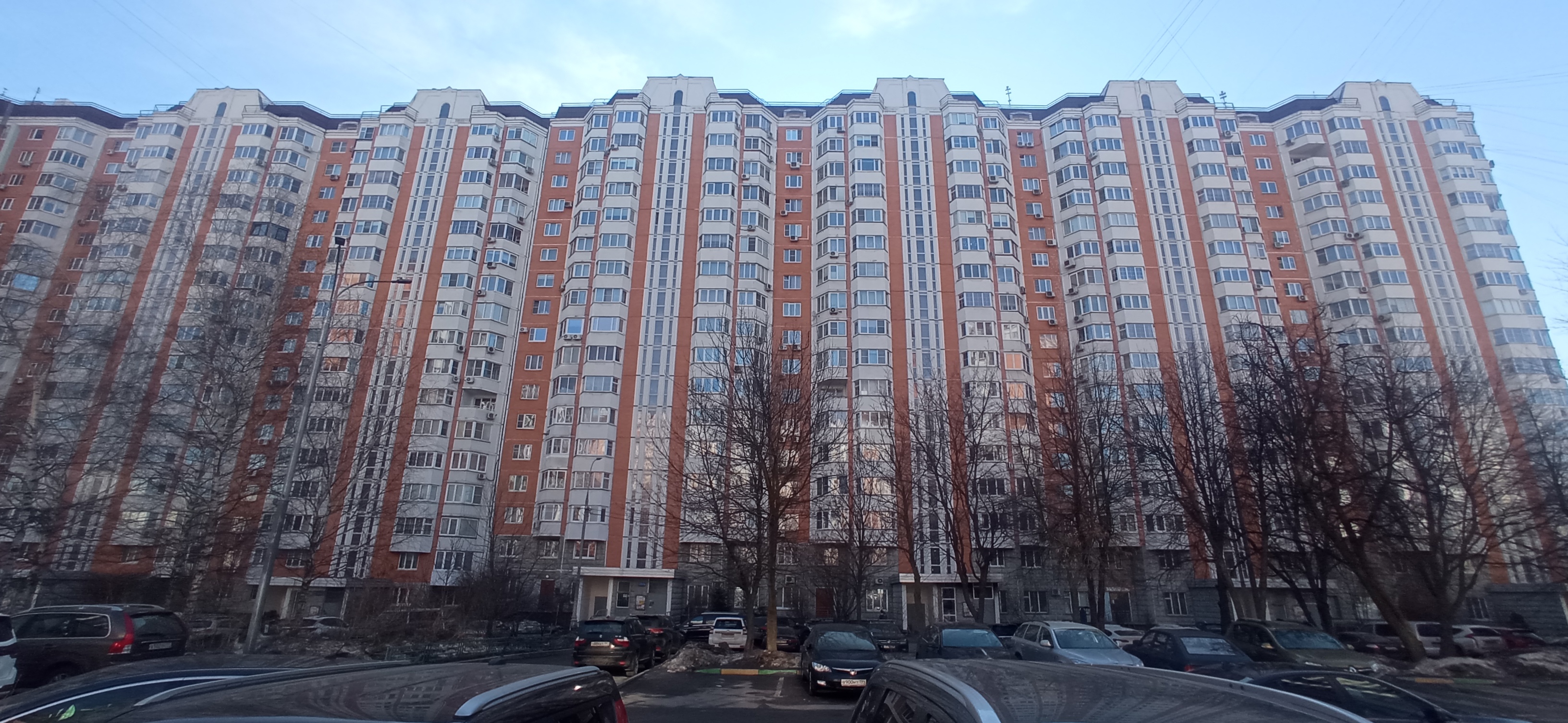 ГП16925243.Нежилое помещение.Общий фасад здания.jpg