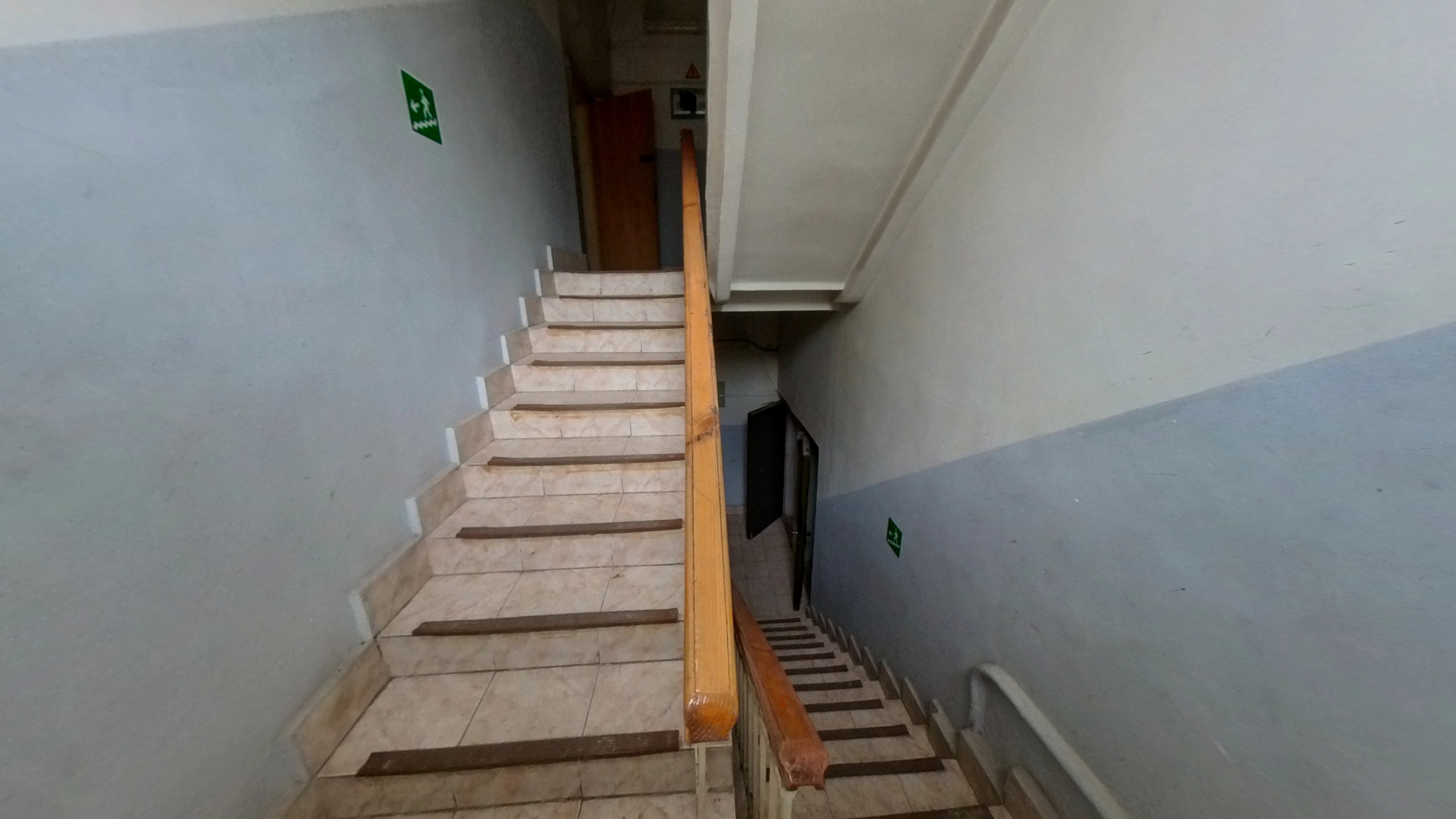 ГП16930825.Здание.Лестничные марши и площадки.jpg