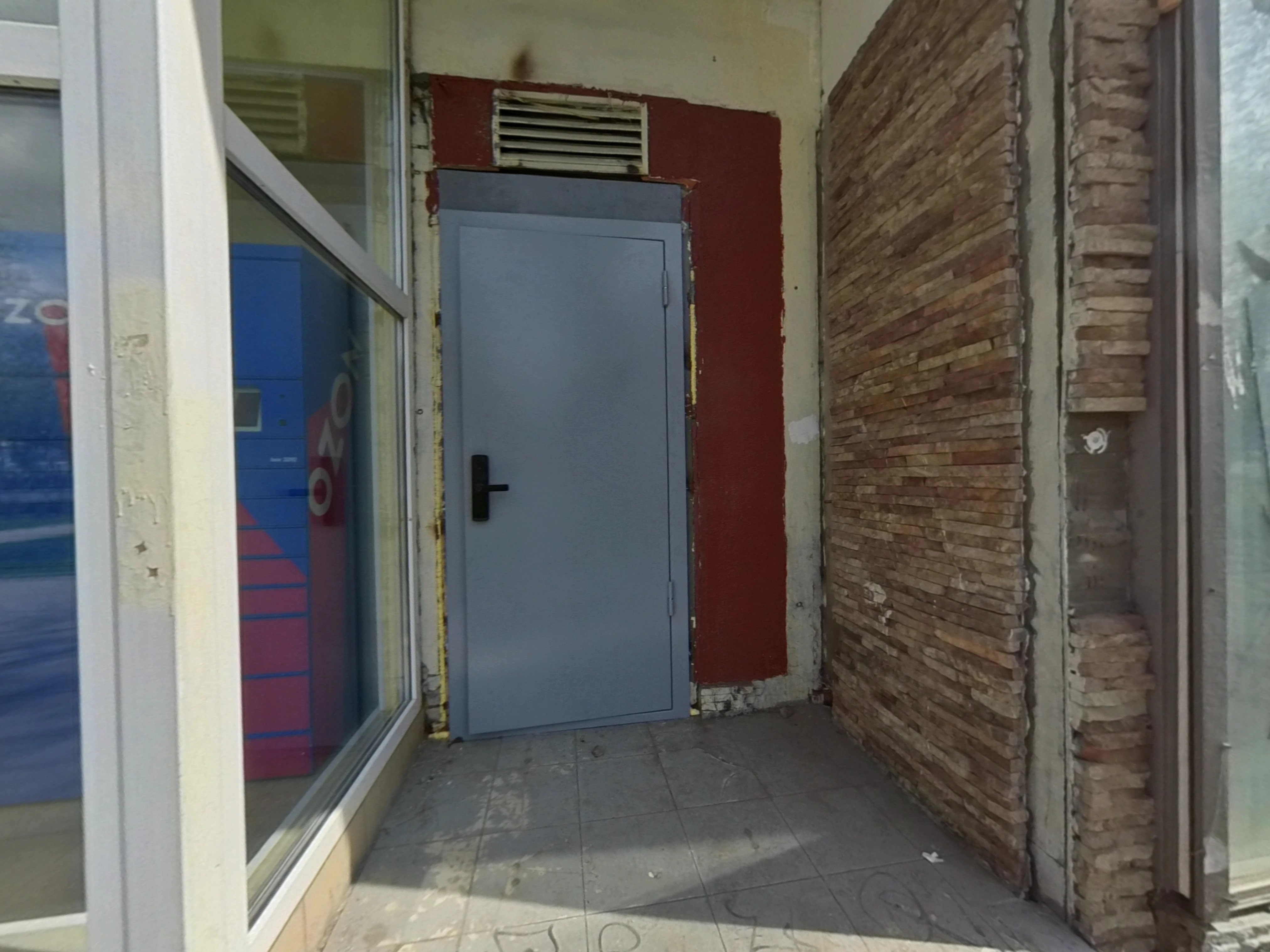 ГП16926942.Нежилое помещение.Входная группа объекта.jpg