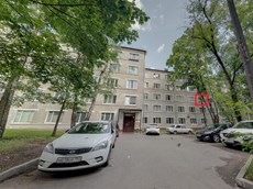 ГП16934219.Квартира.Фасад здания с выделенными окнами реализуемого объекта.jpg