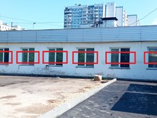 ГП16937316.Нежилое помещение.Фасад здания с выделенными окнами реализуемого объекта.jpg