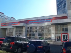 ГП16935142.Нежилое помещение.Фасад здания с выделенными окнами реализуемого объекта.jpg