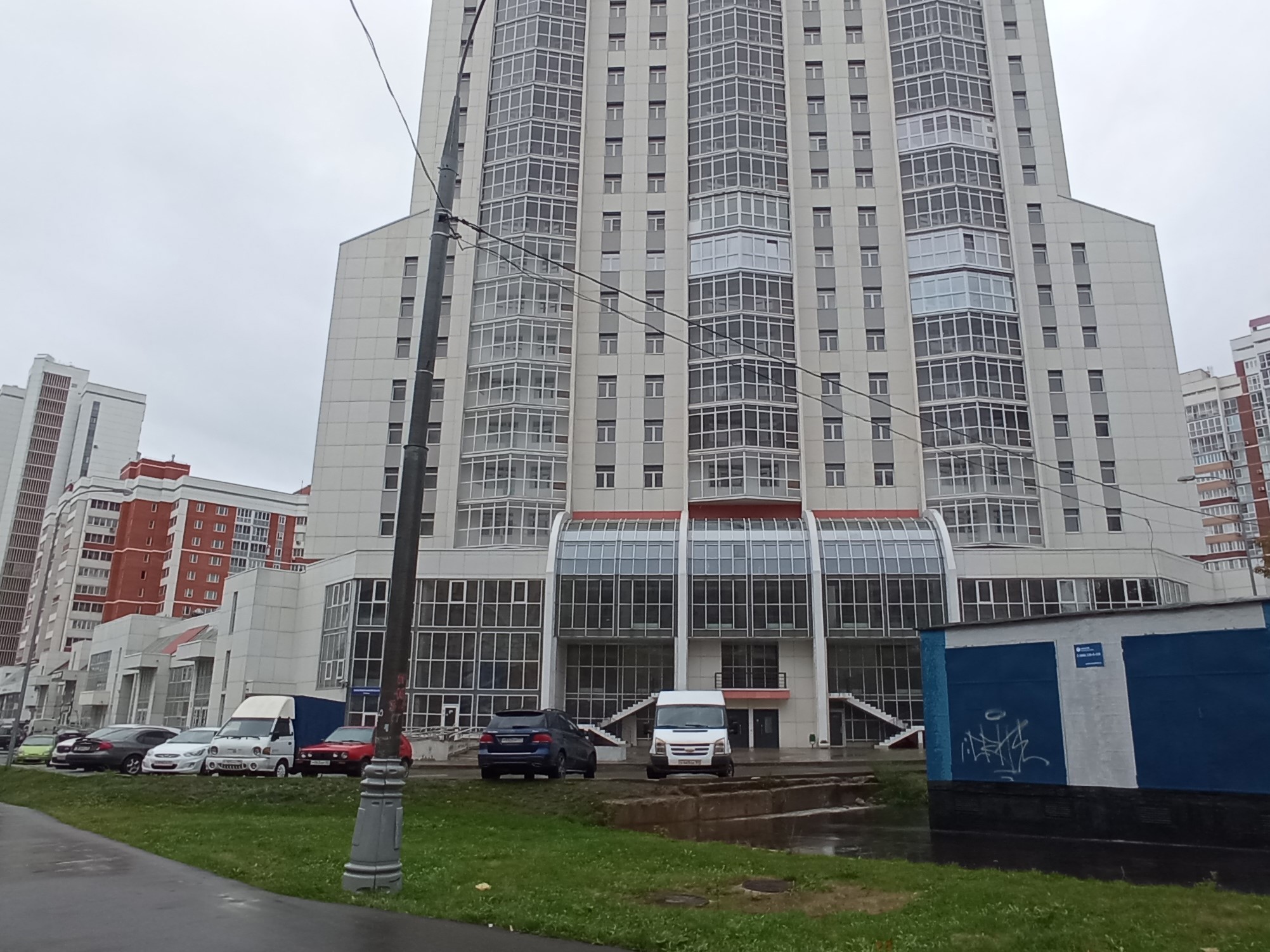 ГП16935142.Нежилое помещение.Общий фасад здания.jpg