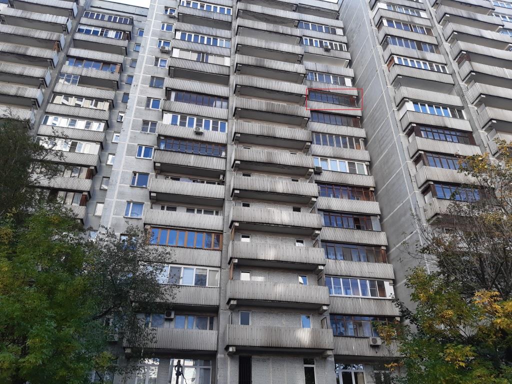 ГП16939255.Квартира.Фасад здания с выделенными окнами реализуемого объекта.jpg