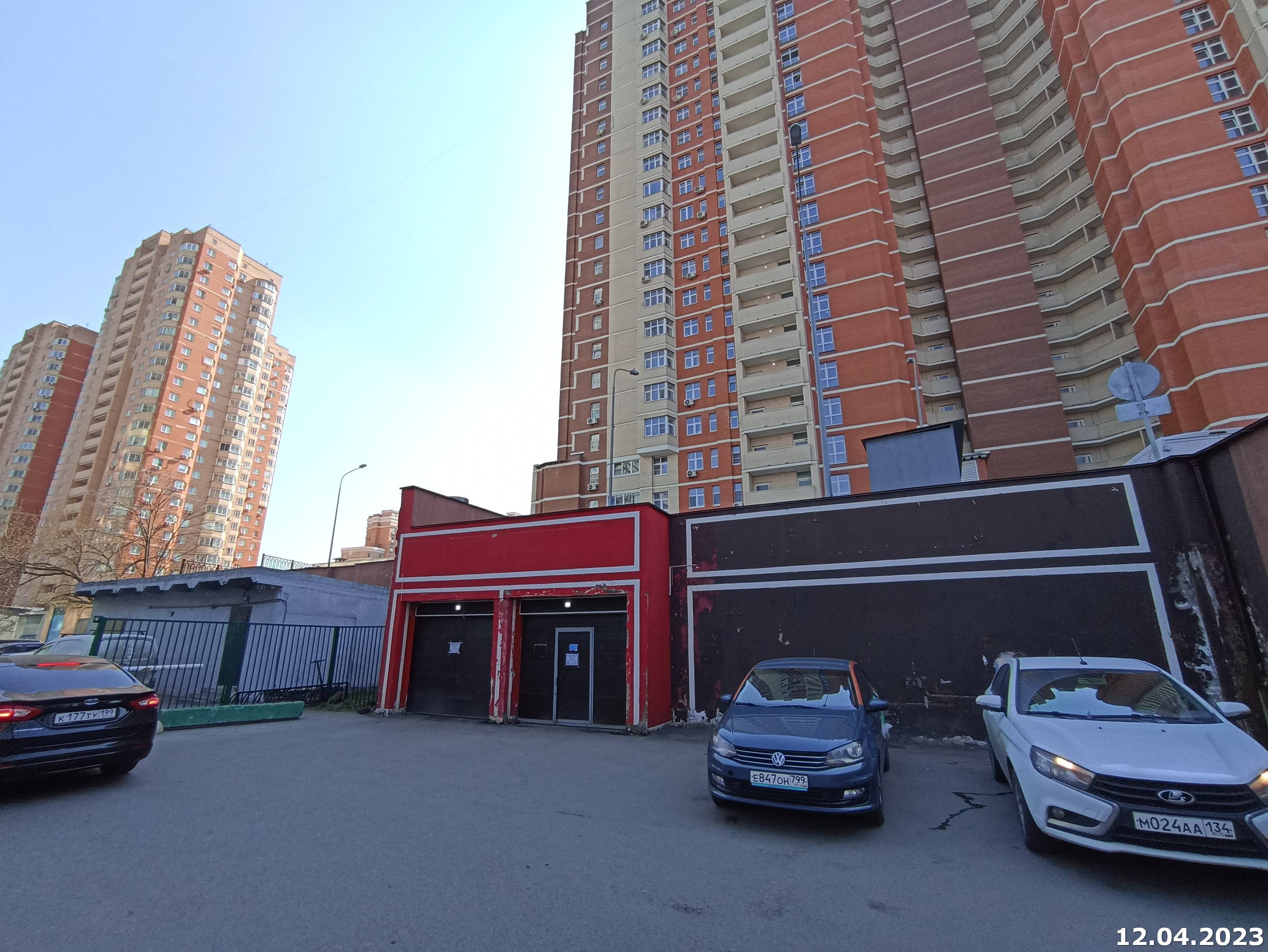 ГП16905693.Машино-место.Общий фасад здания_2.jpg
