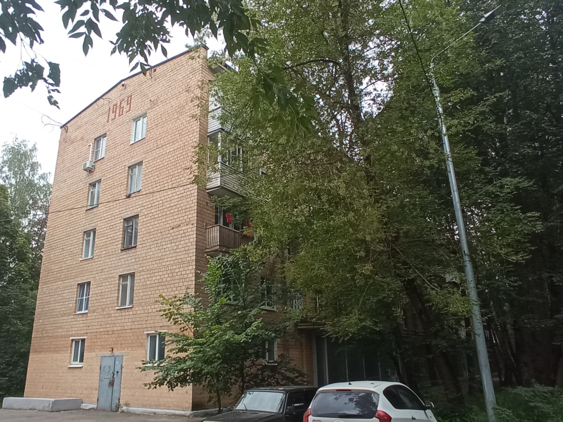 ГП16836387.Нежилое помещение.Общий фасад здания.jpg