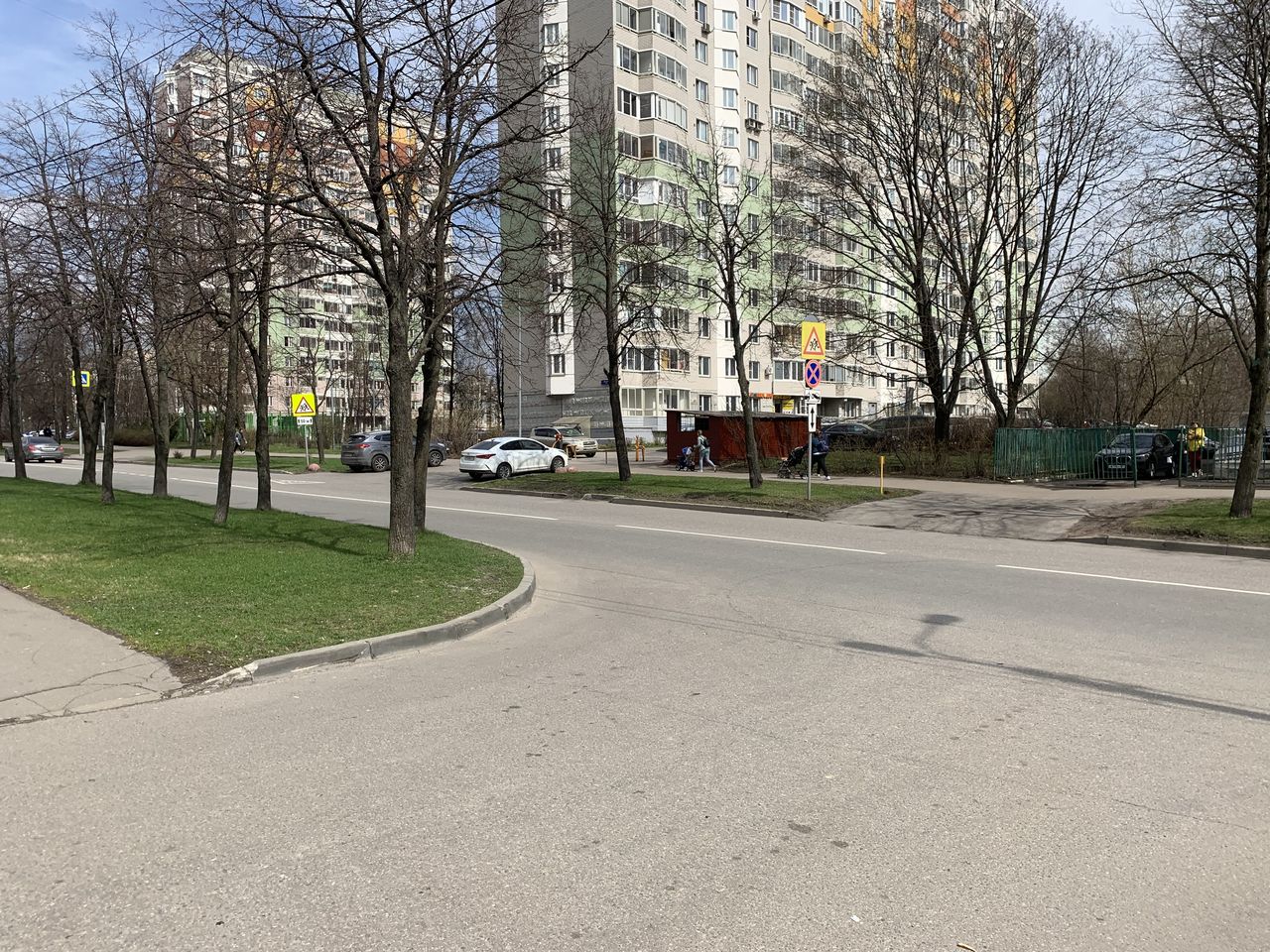 Земельный участок.Подъездные пути.Местоположение установлено относительно ориентира, расположенного в границах участка. Почтовый адрес ориентира_ г Москва, ул Грекова, вл 5-7..jpg
