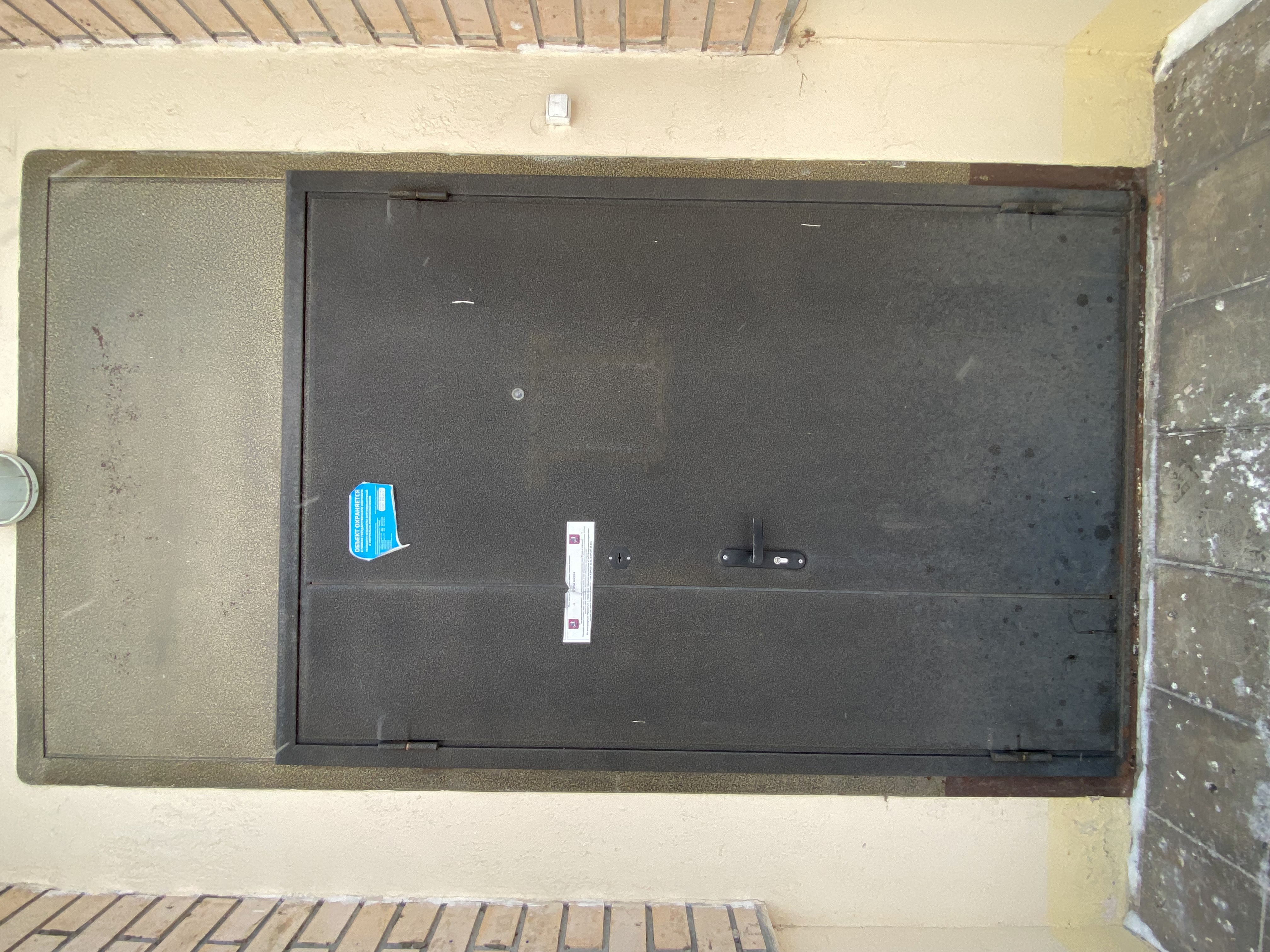 ГП16940553.Нежилое помещение.Входная группа объекта.jpg