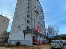 ГП16947946.Квартира.Фасад здания с выделенными окнами реализуемого объекта.jpg
