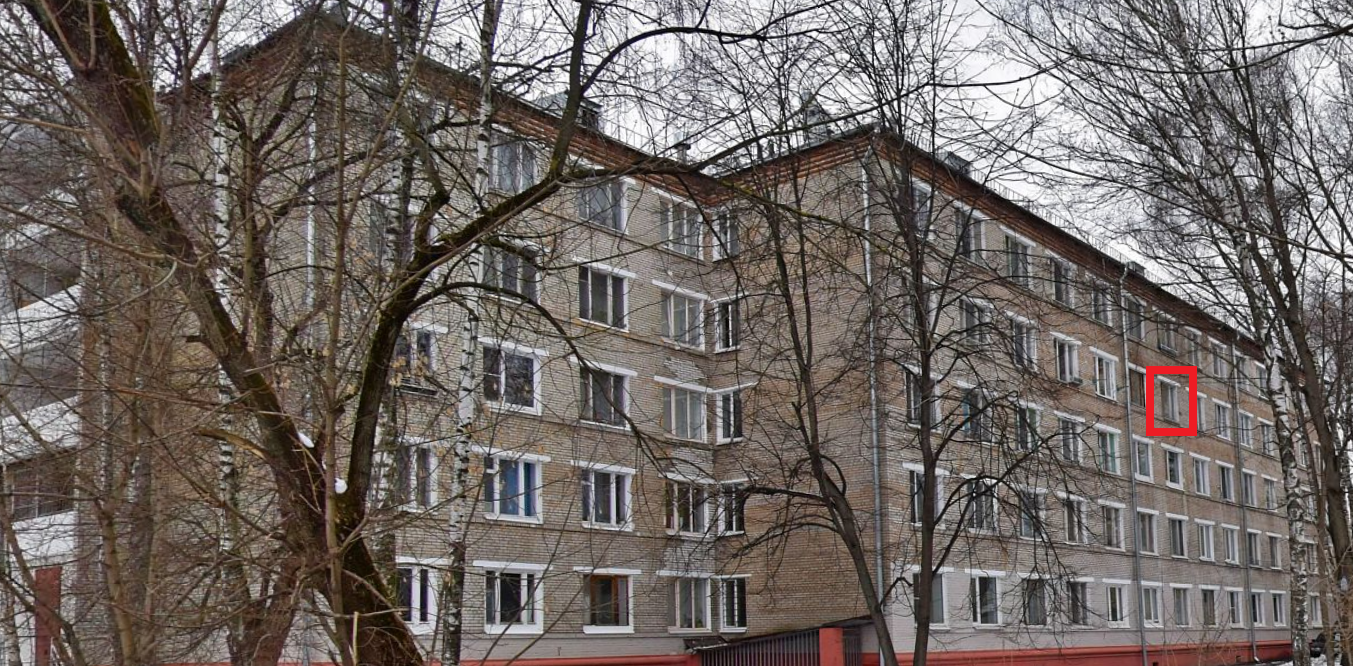 ГП16935240.Квартира.Фасад здания с выделенными окнами реализуемого объекта.jpg