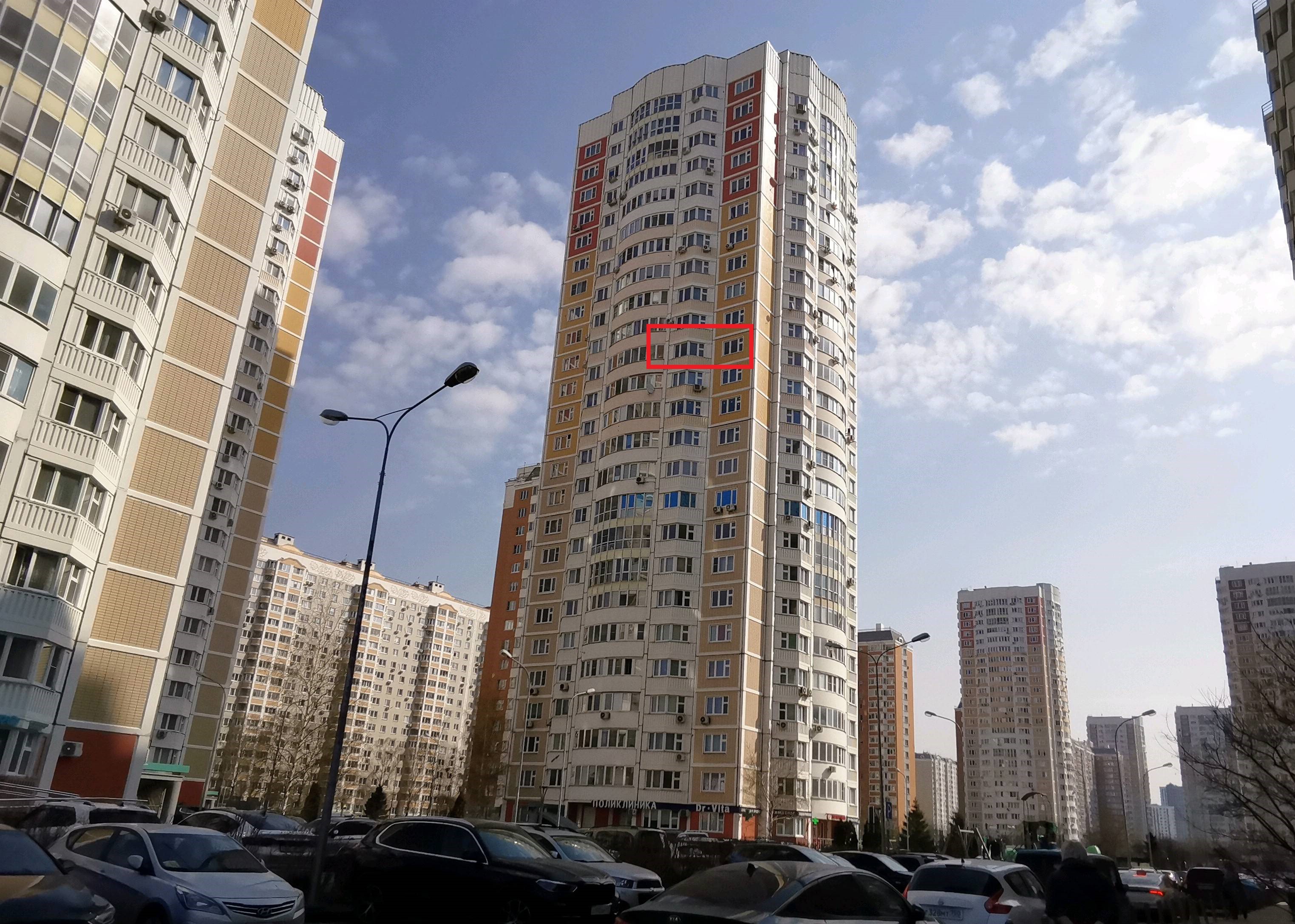 ГП16949562.Квартира.Фасад здания с выделенными окнами реализуемого объекта.jpg
