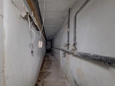 ГП16899808.Нежилое помещение.Фасад здания с выделенными окнами реализуемого объекта.jpg