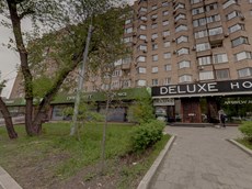 ГП16924121.Нежилое помещение.Фасад здания с выделенными окнами реализуемого объекта.jpg