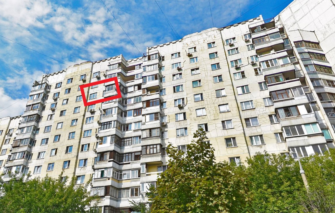 ГП16950166.Квартира.Фасад здания с выделенными окнами реализуемого объекта.jpg