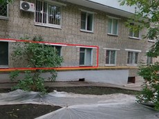 ГП16953047.Квартира.Фасад здания с выделенными окнами реализуемого объекта.jpg