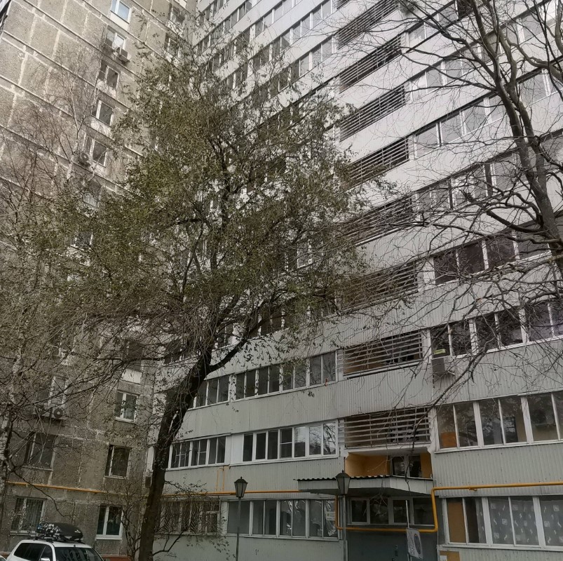 ГП16953631.Квартира.Фасад здания с выделенными окнами реализуемого объекта.jpg