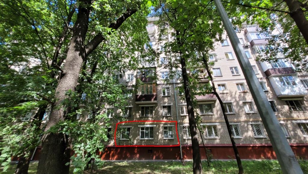 ГП16951369.Квартира.Фасад здания с выделенными окнами реализуемого объекта.jpg