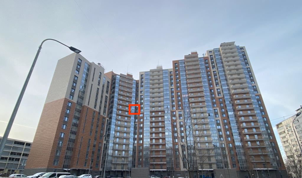 ГП16920908.Квартира.Фасад здания с выделенными окнами реализуемого объекта_2.jpg