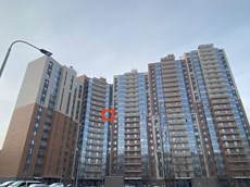 ГП16920908.Квартира.Фасад здания с выделенными окнами реализуемого объекта_2.jpg