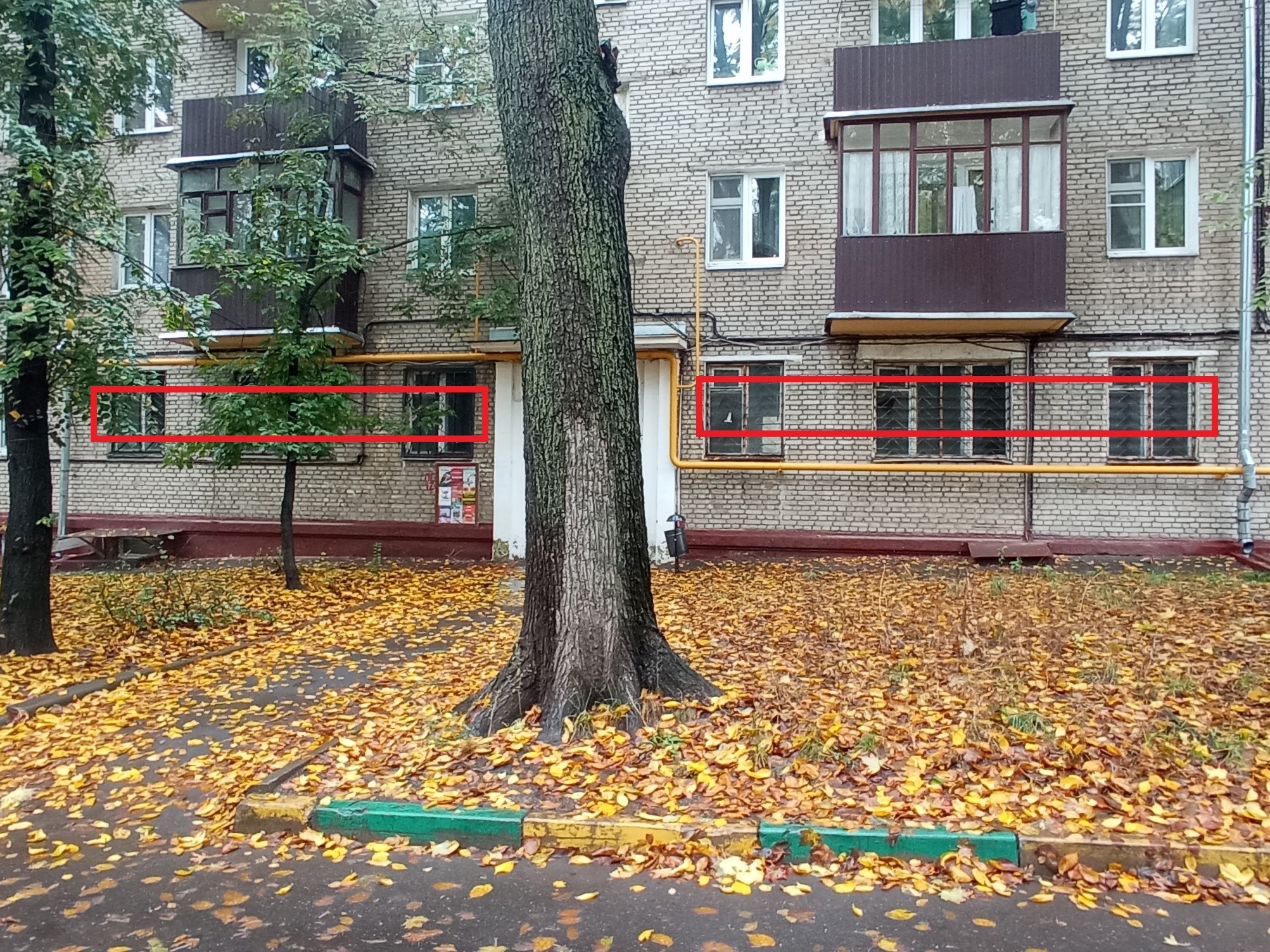 ГП15686433.Нежилое помещение.Фасад здания с выделенными окнами реализуемого объекта_2.jpg