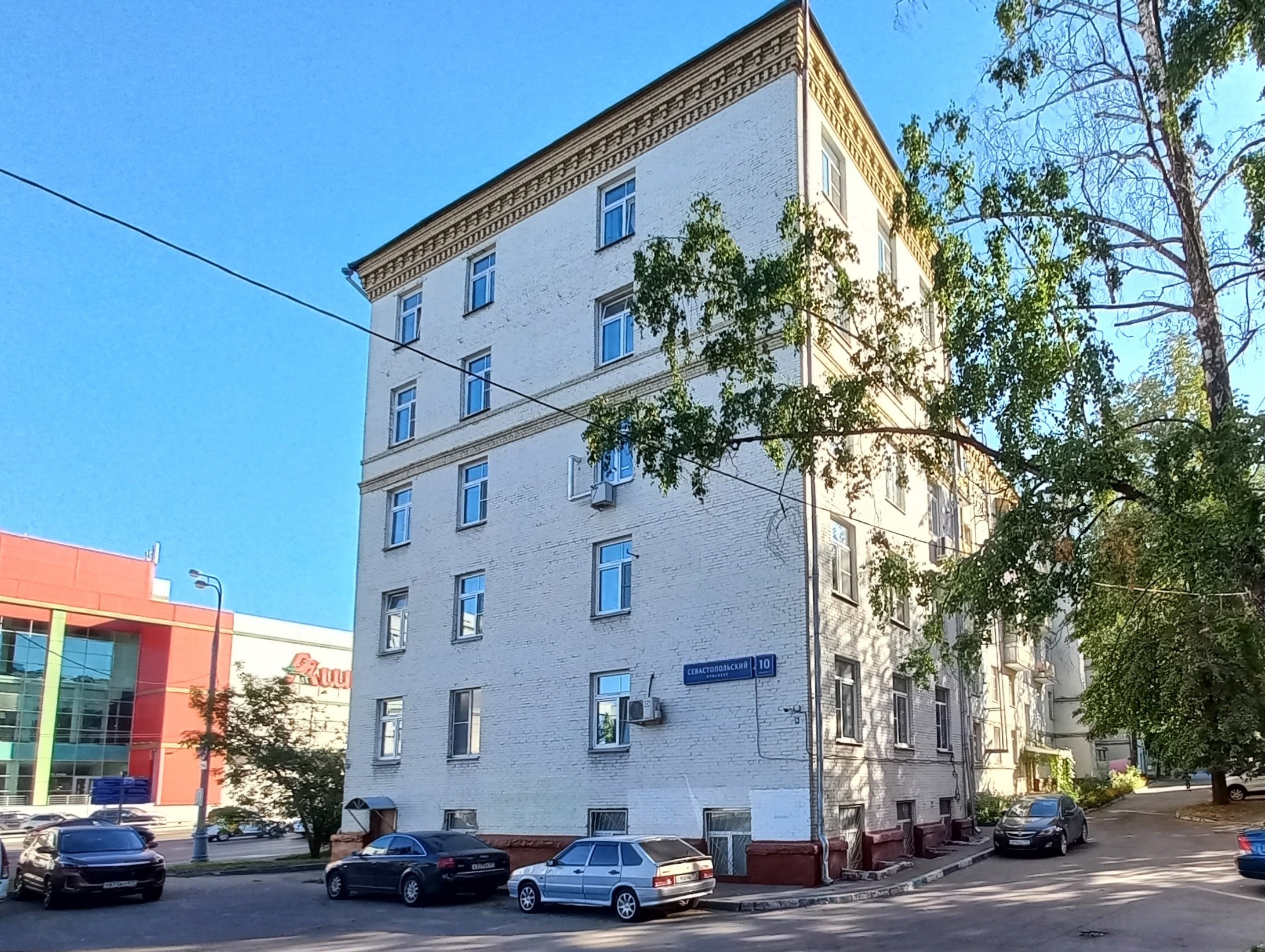 ГП16954004.Нежилое помещение.Общий фасад здания.jpg