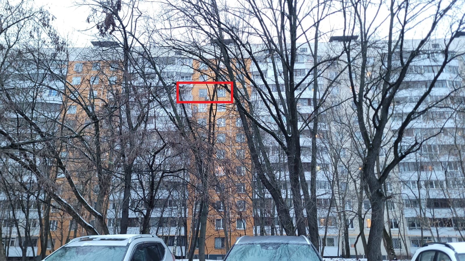 ГП16955716.Квартира.Фасад здания с выделенными окнами реализуемого объекта_2.jpg