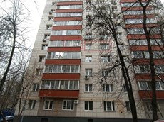 ГП16955711.Квартира.Фасад здания с выделенными окнами реализуемого объекта.jpg