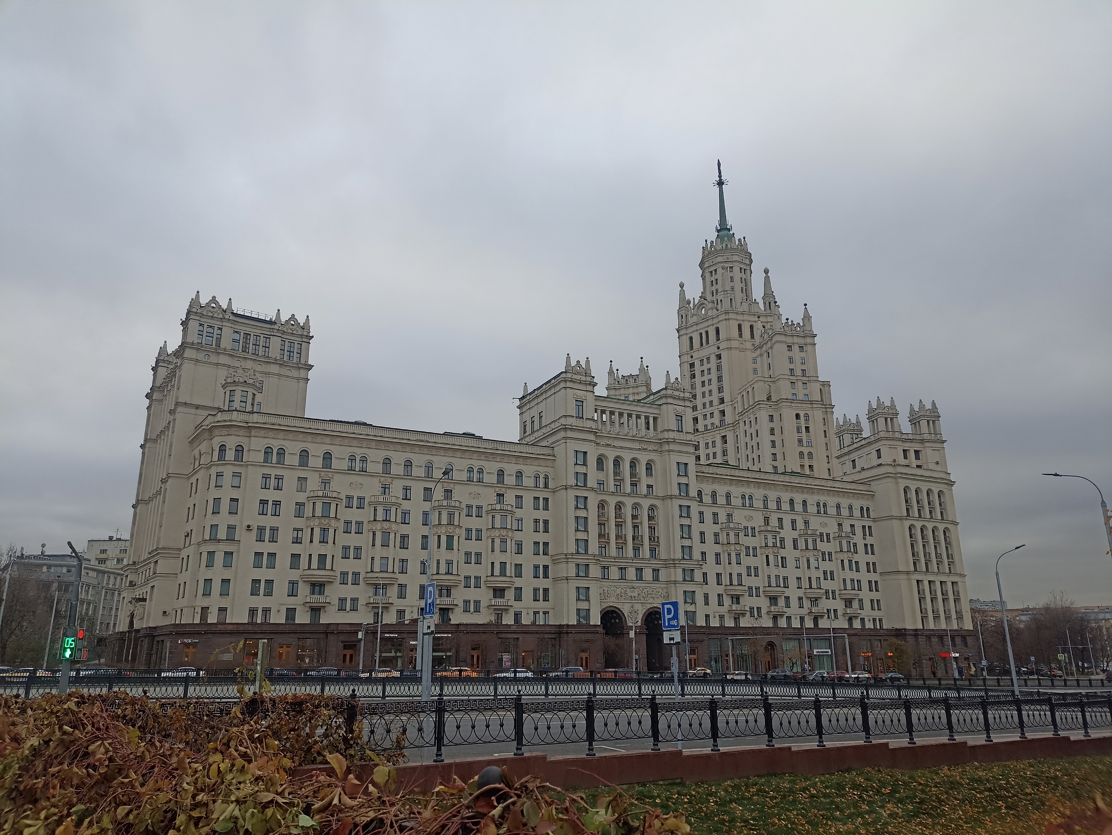 ГП16955194.Нежилое помещение.Общий фасад здания.jpg