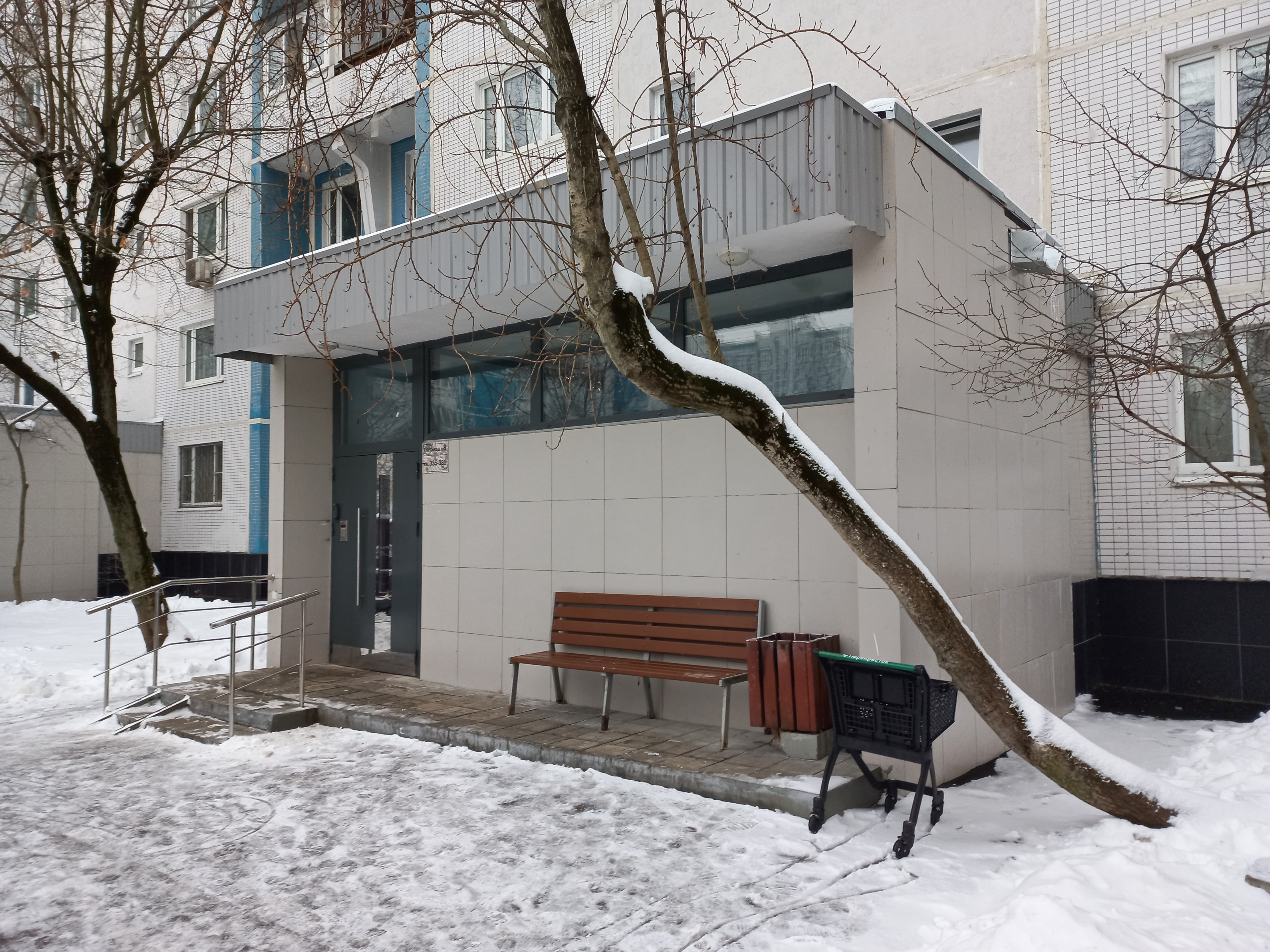 ГП16957939.Нежилое помещение.Входная группа объекта.jpg