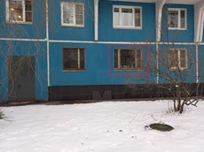 ГП16957939.Нежилое помещение.Фасад здания с выделенными окнами реализуемого объекта.jpg