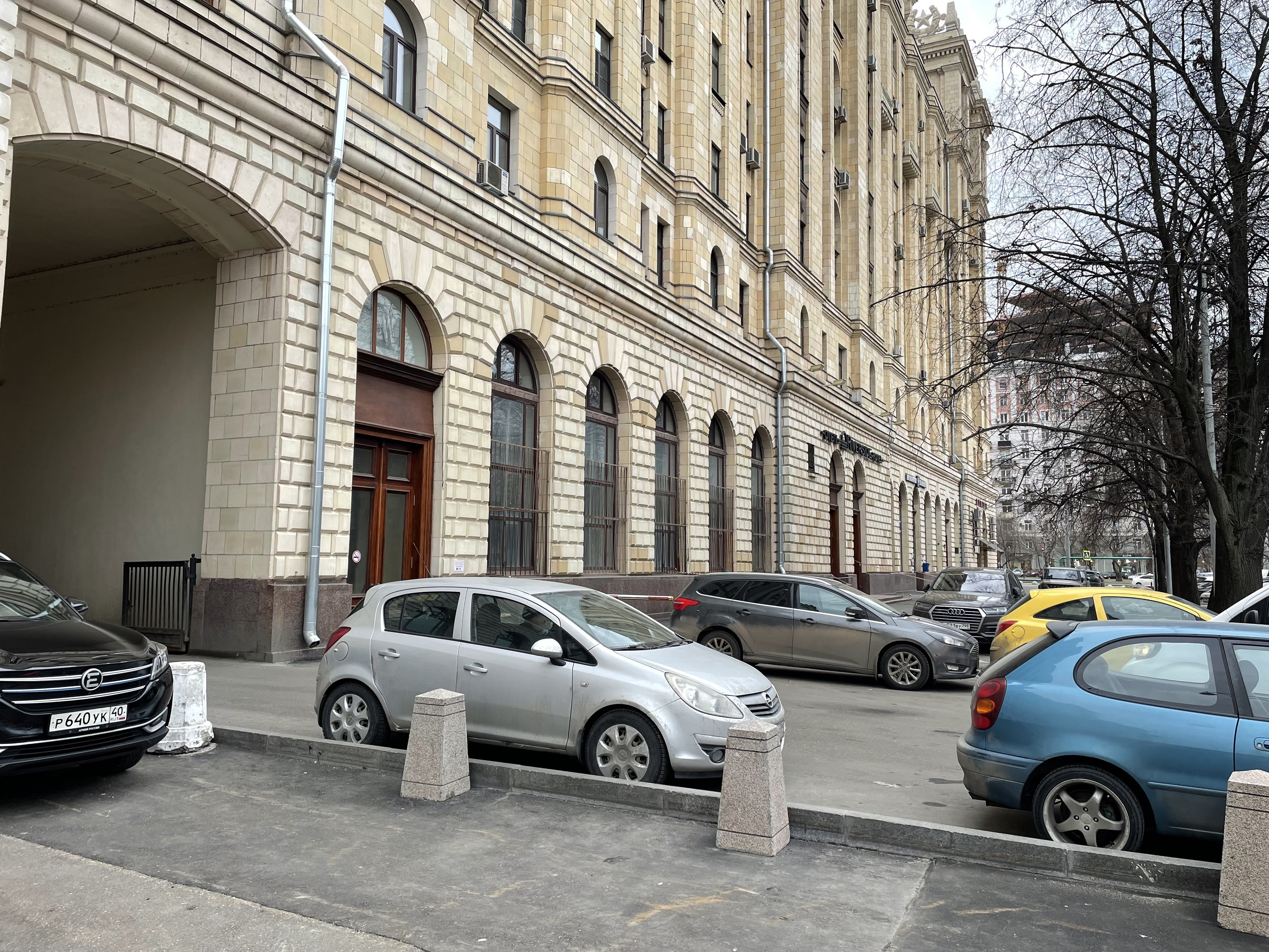 ГП16956541.Нежилое помещение.Общий фасад здания_2.jpg