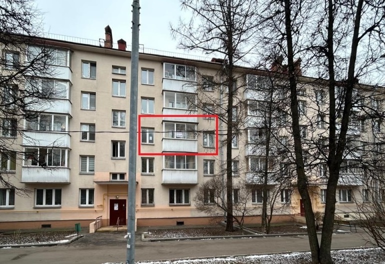 ГП16960273.Квартира.Фасад здания с выделенными окнами реализуемого объекта_2.jpg