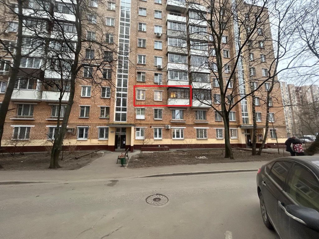 ГП16960274.Квартира.Фасад здания с выделенными окнами реализуемого объекта_2.jpg