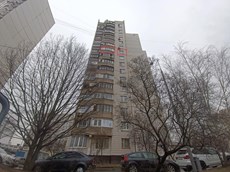 ГП16947431.Квартира.Фасад здания с выделенными окнами реализуемого объекта.jpg