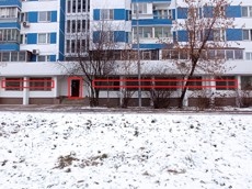 ГП16956807.Нежилое помещение.Фасад здания с выделенными окнами реализуемого объекта.jpg